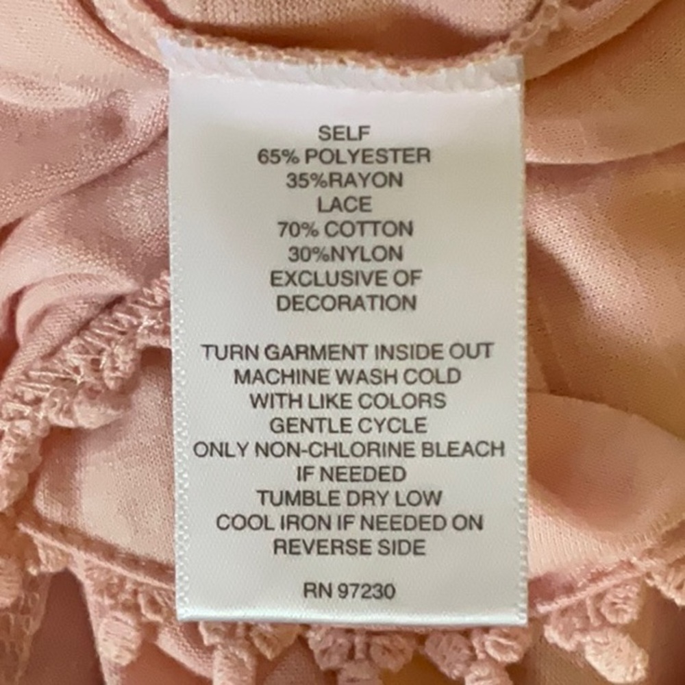 Signature Studio Top - Picture 5 of 7